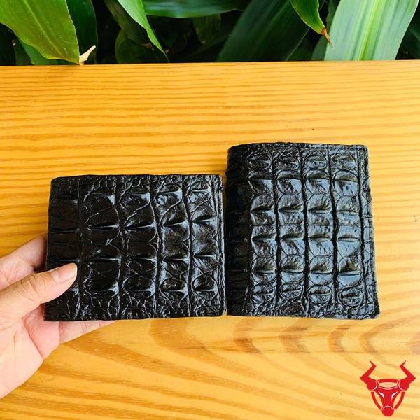 Ví nam da cá sấu gai lưng thời trang cá tính.