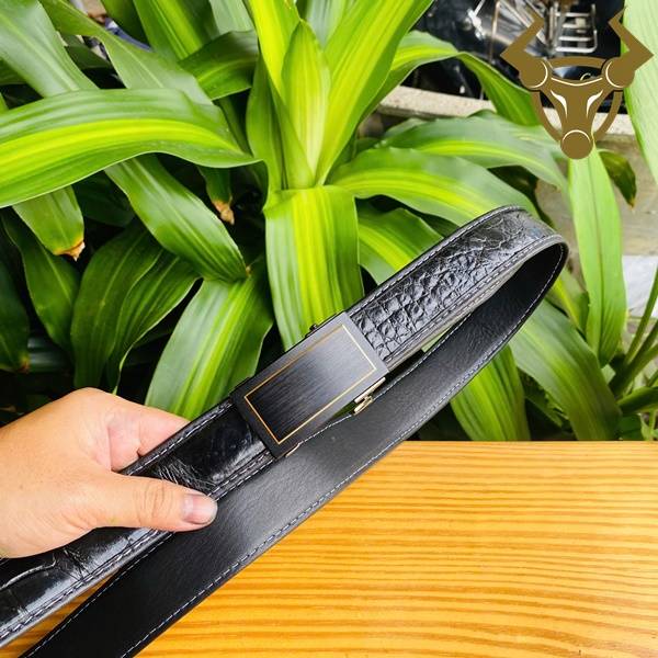 Thắt lưng da cá sấu FAA9B2 bền bỉ, sang trọng, cao cấp, lịch lãm.