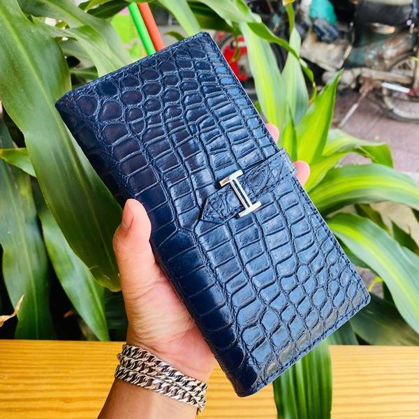 Ví cầm tay nam phong cách quý ông BYA8.
