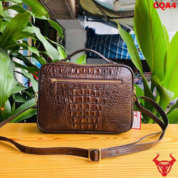 Clutch nam da cá sấu thật CQA4 2 ngăn.