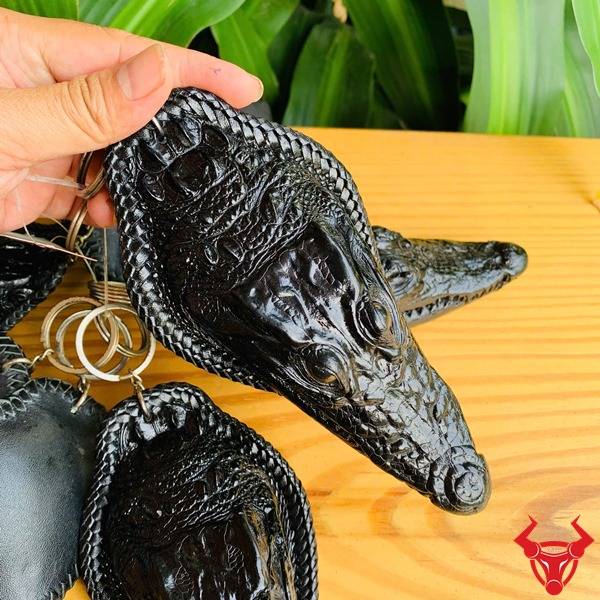 Móc khóa đầu cá sấu cực chất phong cách mạnh mẽ.