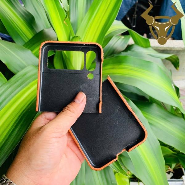 Ốp lưng da chân đà điểu cao cấp cho Samsung Z Flip4.