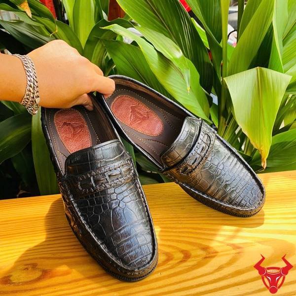 Giày tây lười da cá sấu cao cấp GCA8 màu đen.