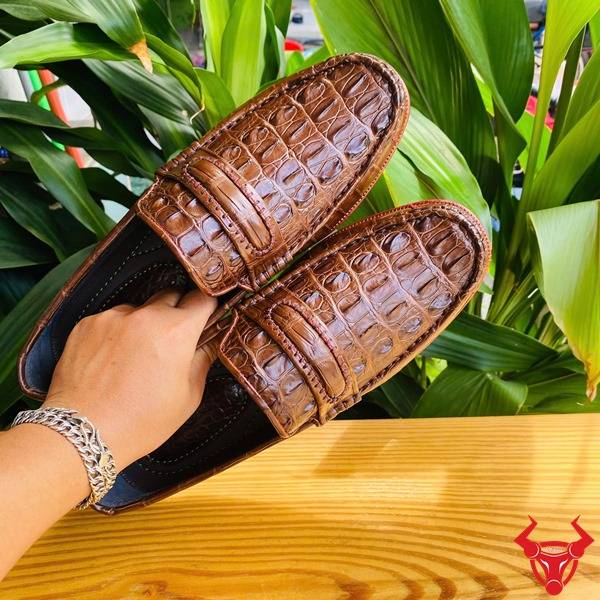 Giày tây nam GCA1 da cá sấu nâu đất lịch lãm.