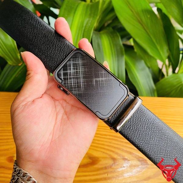 Thắt lưng nam da bò Taiga thời trang khóa ray hiện đại.