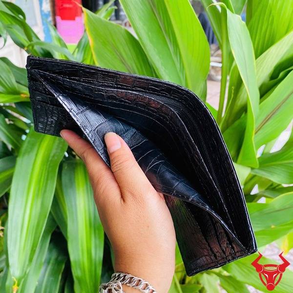 Ví da cá sấu nam 2M màu đen cao cấp.