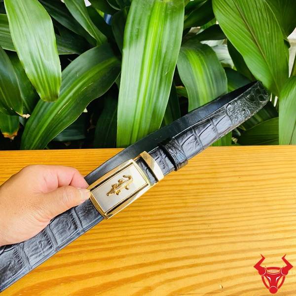 Thắt lưng cá sấu thật màu đen bản 3.5cm khóa vàng đẳng cấp.