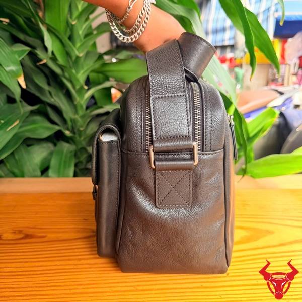 A30 – Túi Nam Da Bò Veg Dùng Hằng Ngày Túi đeo chéo nam da bò Veg thời trang