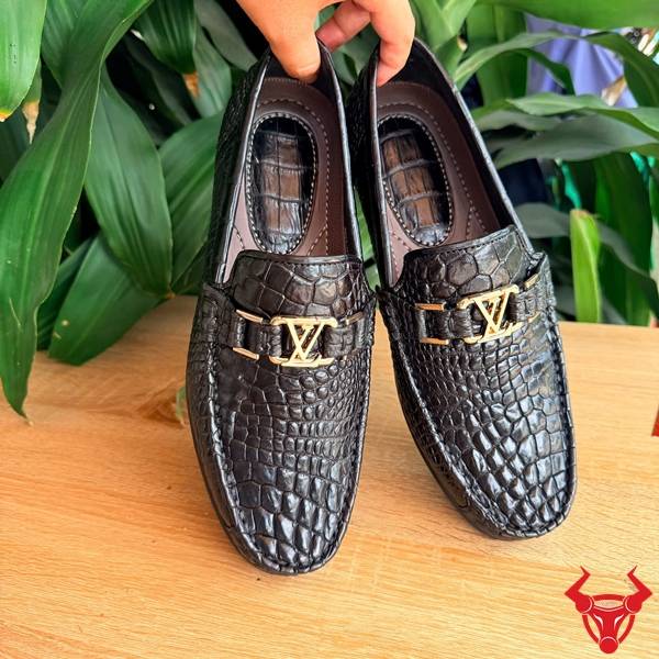 Giày Nam Da Cá Sấu Gai Tay Thủ Công Giày lười đế cao su da gai tay cá sấu GCA5 màu đen cao cấp.