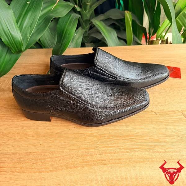 Giày Tây Da Đà Điểu Êm Chân Bền Bỉ Giày tây da đà điểu hoàn thiện tinh tế.