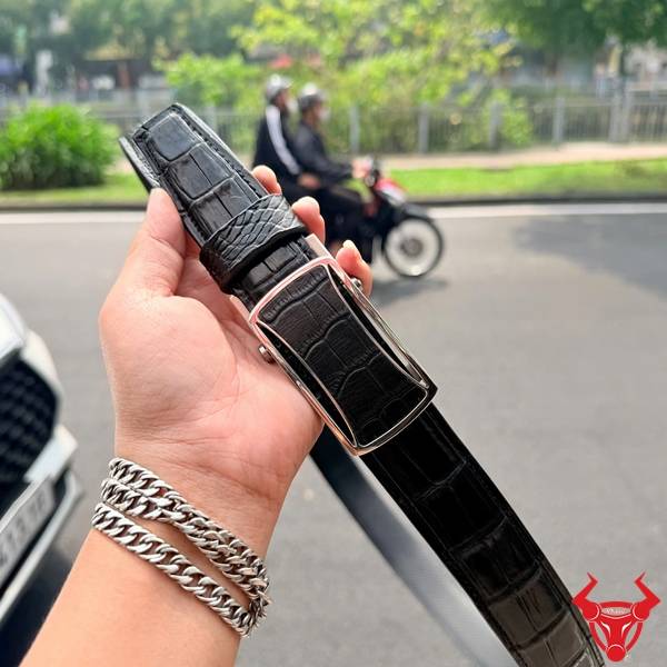 Thắt Lưng Da Cá Sấu Bền Đẹp Thắt lưng liền da cá sấu cao cấp.