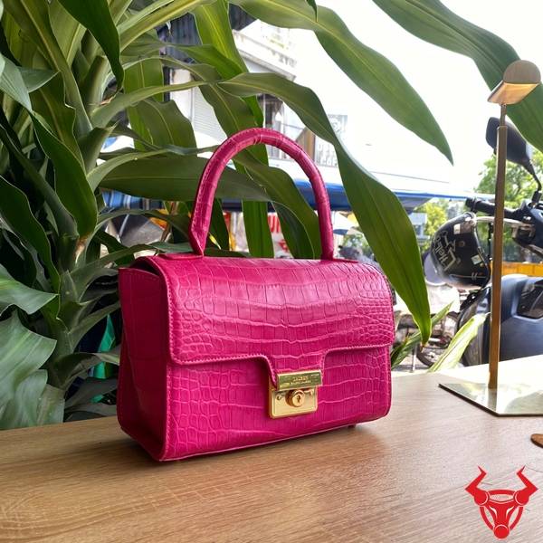 Túi xách nữ da bụng cá sấu TYC cao cấp.
