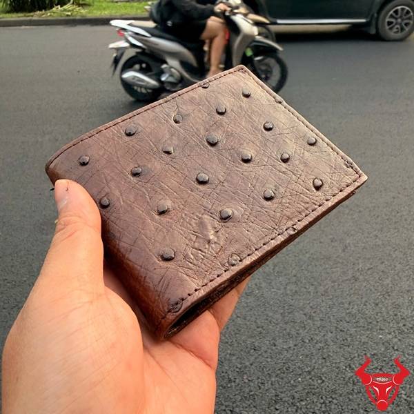 Ví nam da bụng đà điểu màu nâu