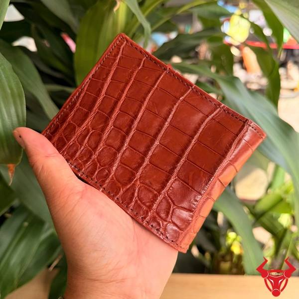 Ví Da Cá Sấu Da Bụng Cao Cấp Cho Nam Ví da cá sấu da bụng vân đều màu nâu đỏ