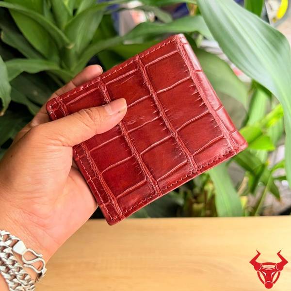 Ví nam form ngang da cá sấu Thái Lan màu đỏ mận