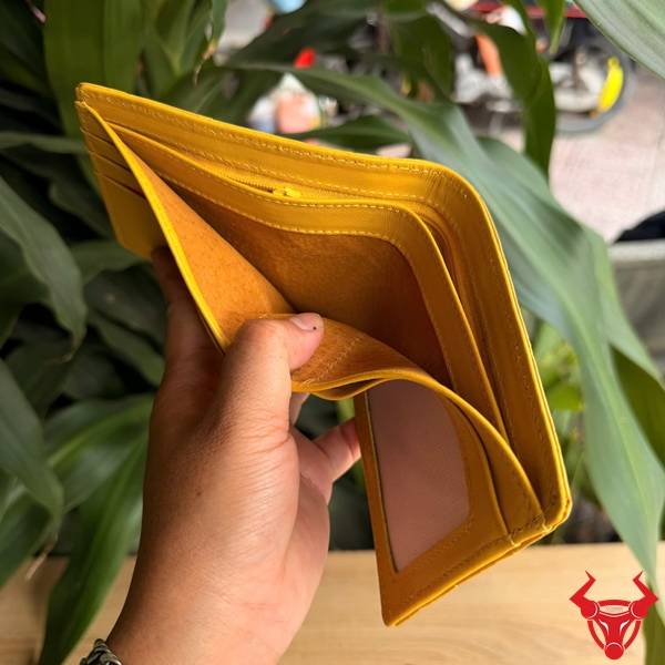 Ví Da Cá Sấu VBA8-TL Form Ngang Sang Trọng Nổi Bật Ví nam da cá sấu Thái Lan VBA8-TL cao cấp màu vàng chanh