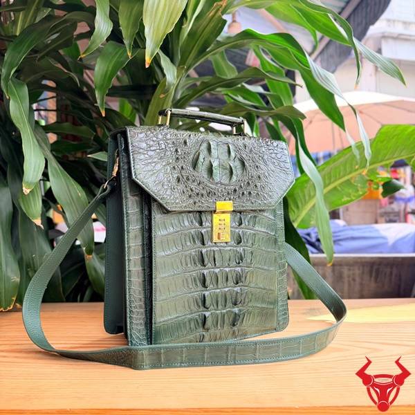 Cặp xách công sở CTA4 da cá sấu gù màu xanh lá quyền lực