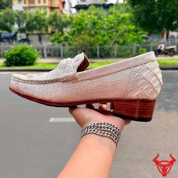 Giày lười da cá sấu bạch tạng đế cao 7cm bền đẹp