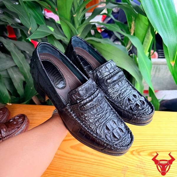 Giày lười đế cao 7cm da cá sấu gù màu đen sang trọng GCA4