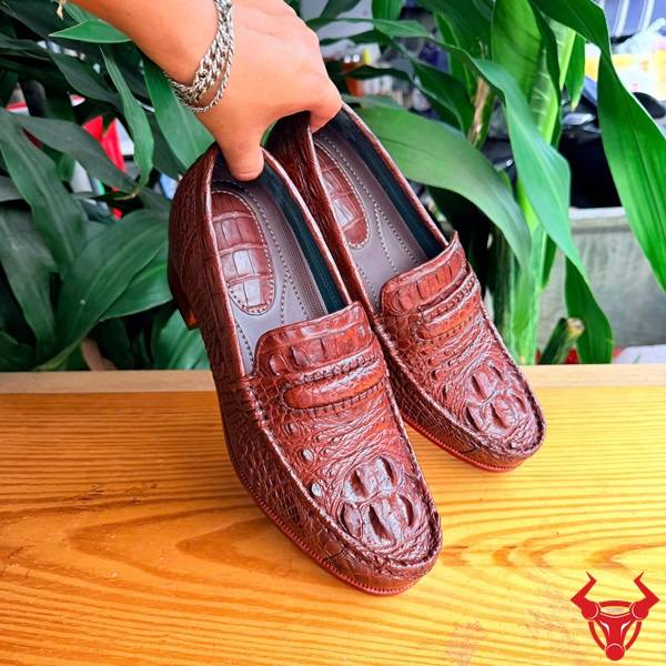 Giày lười nam da cá sấu gù cao cấp màu nâu đất