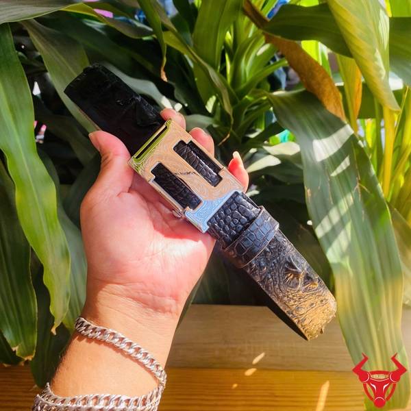Thắt lưng da cá sấu gù khóa ray TSK105 hiện đại