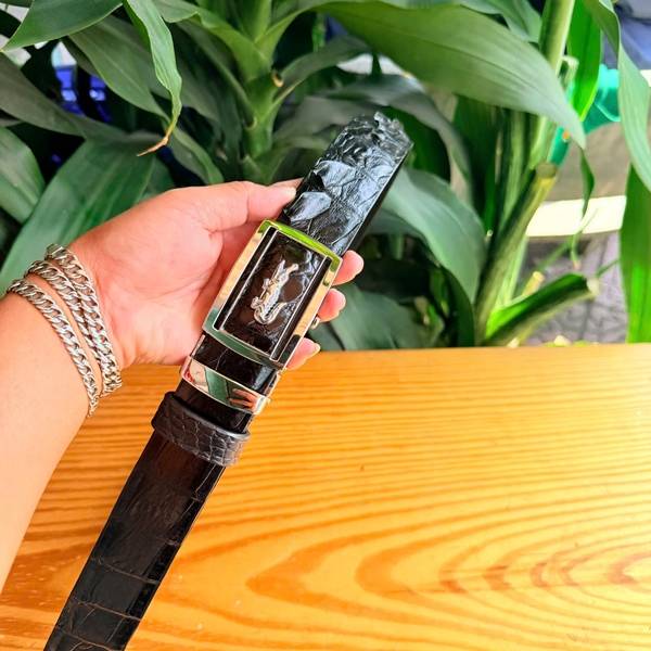 Thắt Lưng Gù Lưng Cá Sấu TLA4B4 Bản 4cm Đen Thời Thượng Thắt lưng da cá sấu thật TLA4B4 thiết kế gù lưng liền.