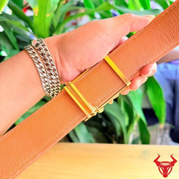 Thắt lưng da cá sấu TSK131-B khóa bấm lỗ tiện dụng