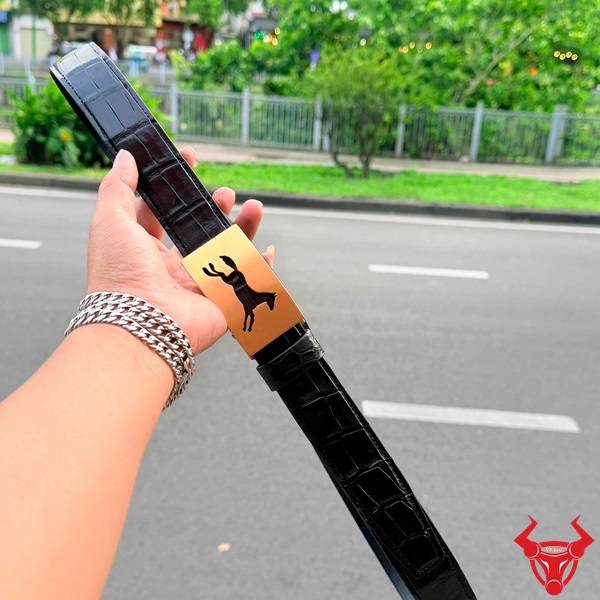 Thắt lưng nam da cá sấu liền bụng TSK4 khóa thép ngựa phong cách