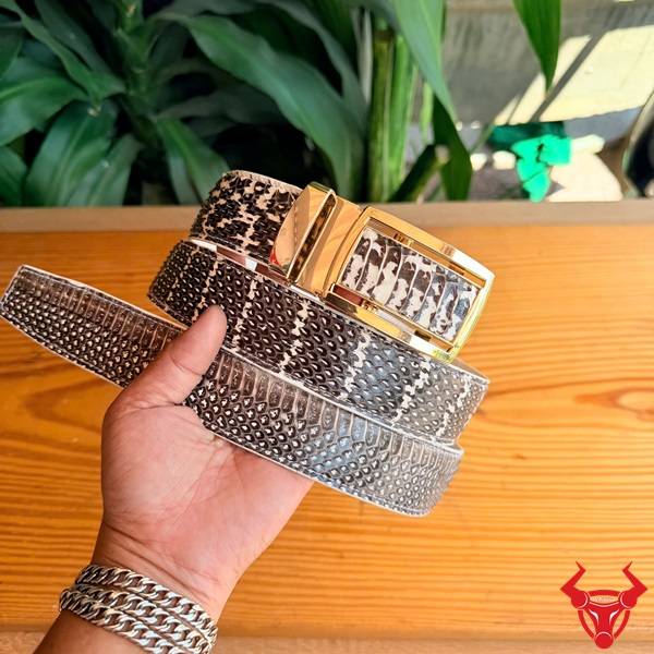 Dây lưng nam TLA16B2 da rắn hổ mang khóa vàng thời thượng