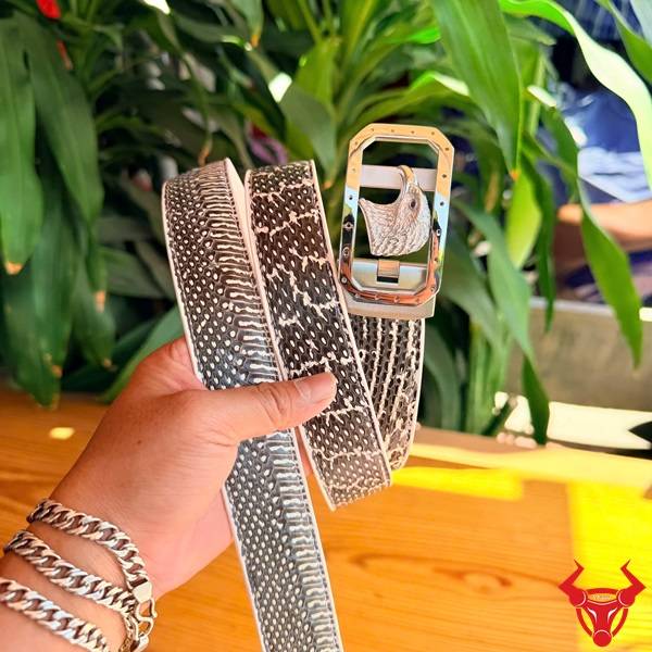 Thắt lưng da rắn hổ mang TLA16B2 khóa K125 phong cách cao cấp