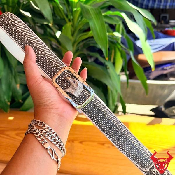 Dây lưng nam TLA16B2 da rắn hổ mang khóa K125 hiện đại