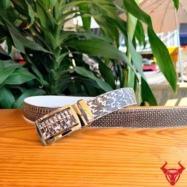 Dây nịt nam da rắn hổ mang TLA16B2 khóa trắng thời trang