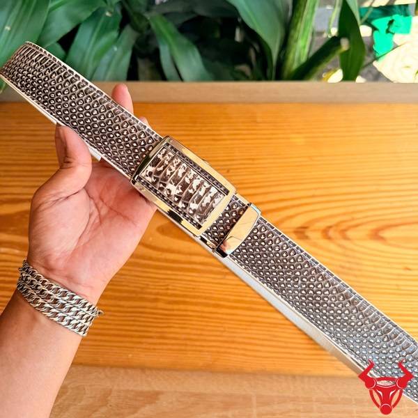 Dây lưng nam TLA16B2 da rắn hổ mang khóa trắng cá tính