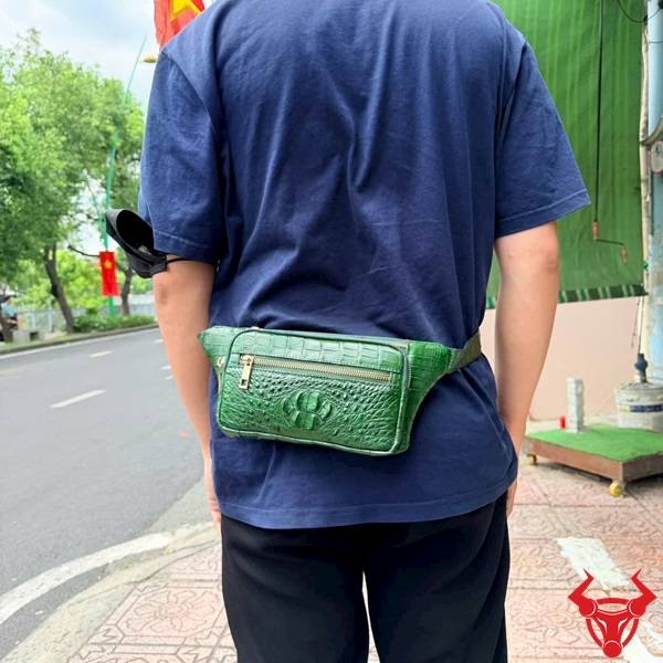 Túi bao tử da cá sấu gù màu xanh lá đẳng cấp gọn nhẹ