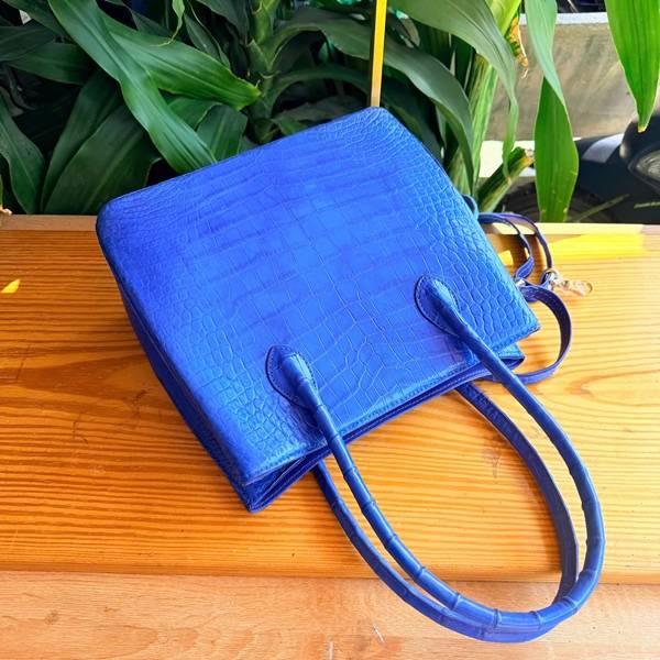 Túi xách nữ Tote HM-2 da cá sấu xanh dương quý phái.