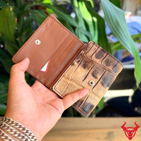 Ví nữ da cá sấu VRA8 màu nâu cà phê thời trang