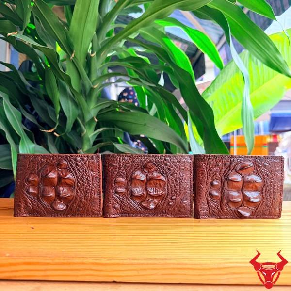 Ví da cá sấu hiếm 8 gù đẳng cấp cho nam Ví nam da cá sấu hiếm 8 gù VCAA11