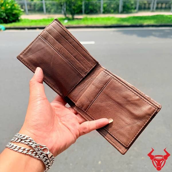 Ví da cá sấu thật màu nâu phụ kiện mắt 3D độc lạ