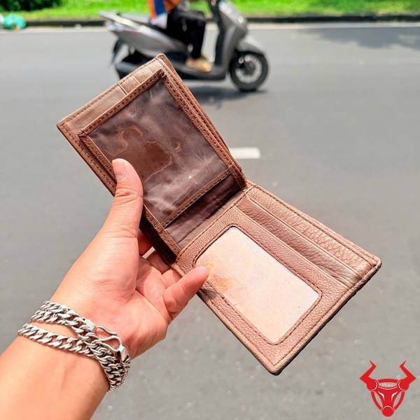 Ví cá sấu trơn bụng màu nâu cao cấp phong cách sưu tầm