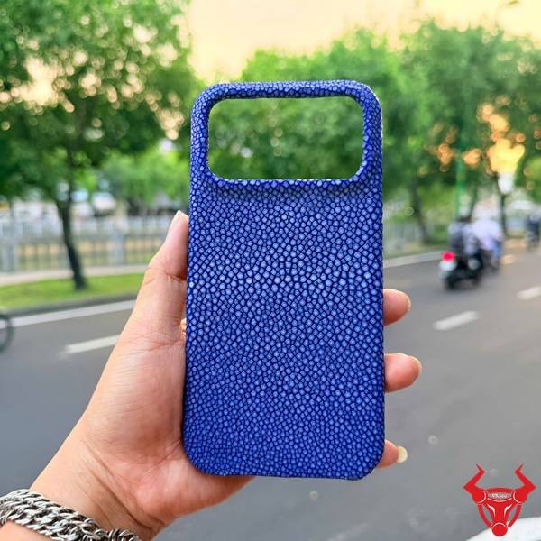 Ốp Lưng iPhone 17 Pro Max Da Cá Đuối Ngọc Trai Đẳng Cấp Ốp da cá đuối ngọc trai ELAE1 iPhone 17 Pro Max full viền cao cấp chống trầy