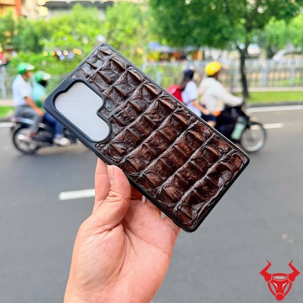 Ốp Lưng Samsung S25 Ultra Nâu Đất Da Cá Sấu Cao Cấp Ốp da cá sấu gai lưng OSAA1 Samsung S25 Ultra full viền nâu đất cao cấp