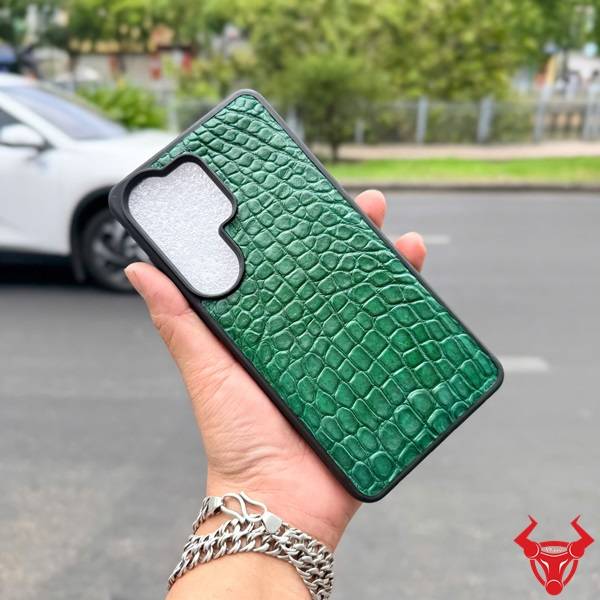 Ốp lưng Samsung S26 Ultra da cá sấu xanh sang trọng Ốp lưng Samsung S26 Ultra da cá sấu xanh lá cao cấp phong cách sang trọng