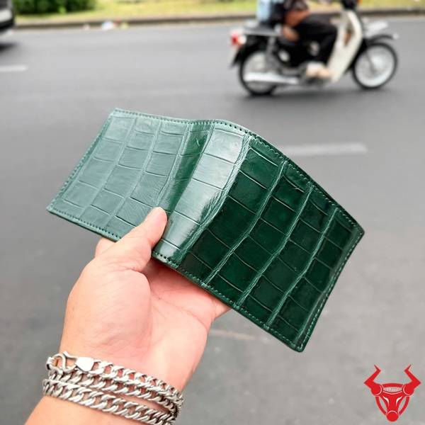 Ví nam da cá sấu Thái Lan màu xanh lục sang trọng hiện đại