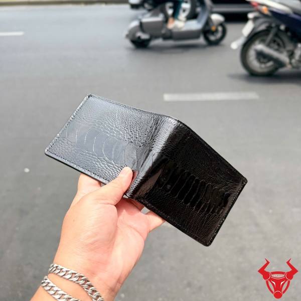 Ví nam da chân đà điểu 2 mặt da màu đen phong cách hiện đại