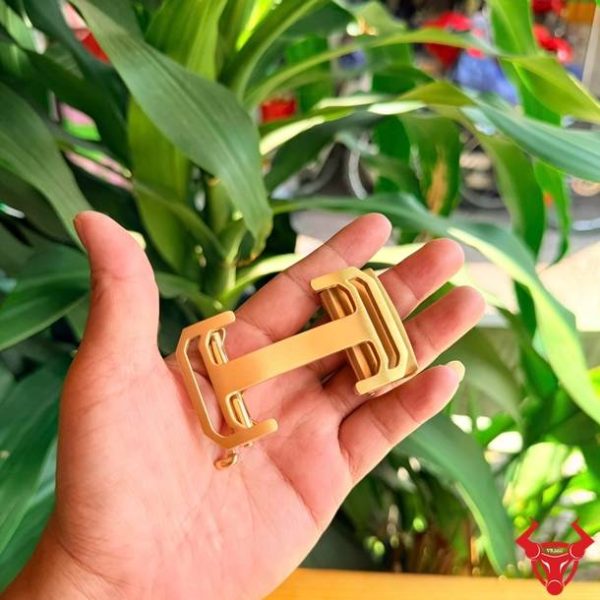 Mặt khóa dây lưng K70-B kiểu ray trượt tự động cao cấp.