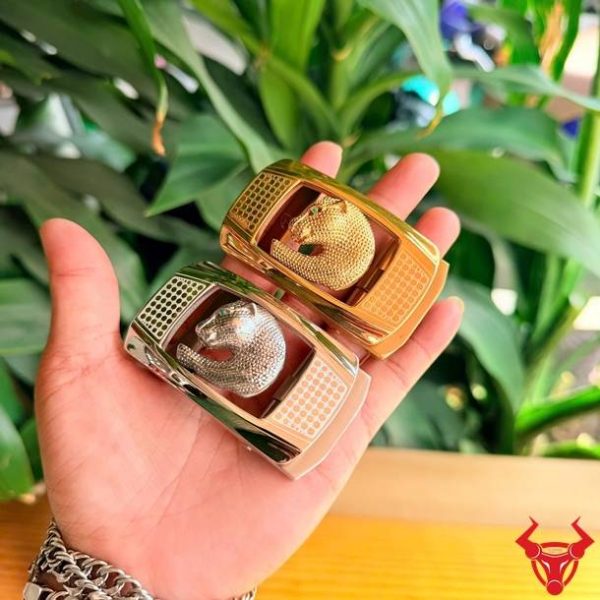Mặt khóa thắt lưng K142 hình con báo ray trượt tự động.