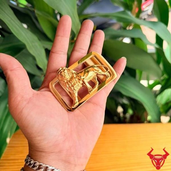 Mặt Khóa Thắt Lưng K140 Sư Tử Uy Nghi Và Sang Trọng Mặt khóa dây lưng K140 biểu tượng sư tử đầy quyền lực.