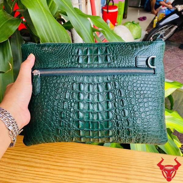 Clutch da gù cá sấu nhiều ngăn CBDA4 màu xanh lá cao cấp cho nam.