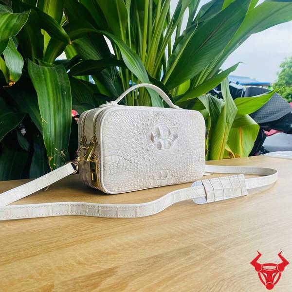 Clutch Golf CJA4 da gù cá sấu thật màu bạch tạng cao cấp.