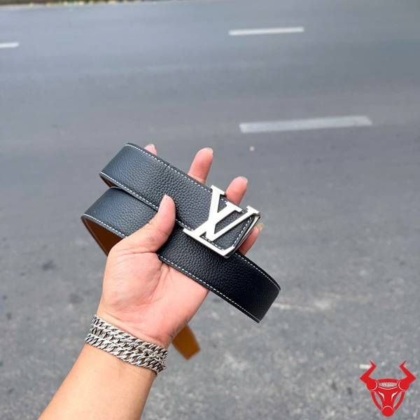 Thắt Lưng Nam Da Bò Togo TLK16 bản 4cm với mặt khóa thép và chất liệu da cao cấp.